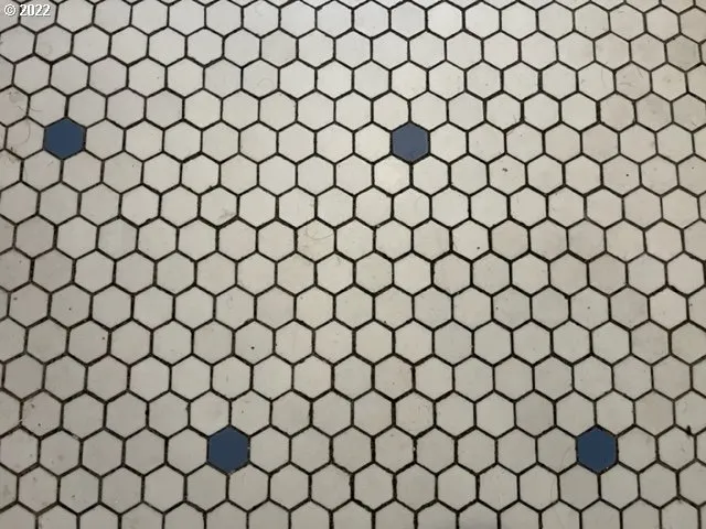 $949,000 | 2223 Northeast 9th Avenue, Portland, OR 97212