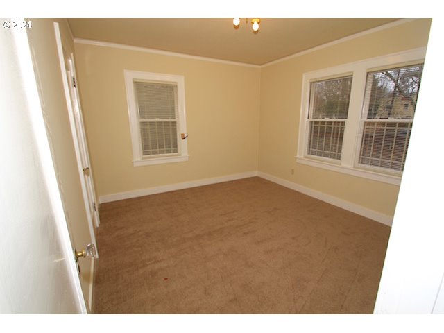 2223 Northeast 9th Avenue Portland, OR 97212 - Photo 10 of 33