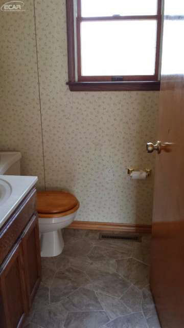 9677 Tuscola Road Clio, MI 48420 - Photo 24 of 76 20434492-23.JPG