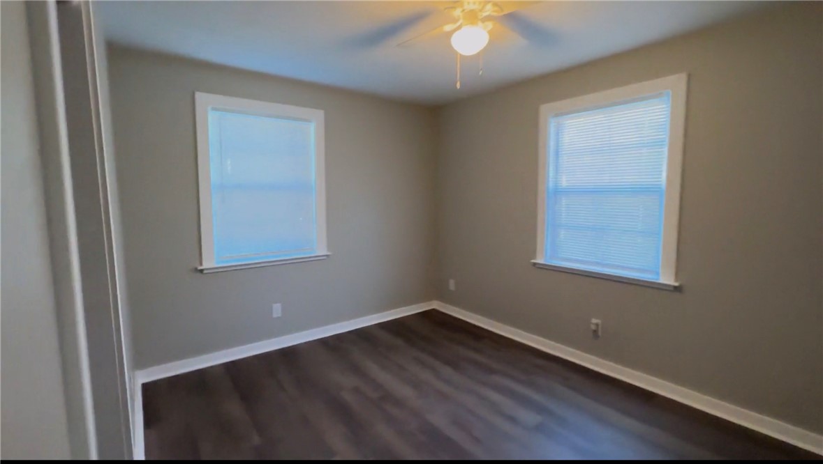 3107 Prim Place Brunswick, GA 31520 - Photo 13 of 24 2nd Bedroom