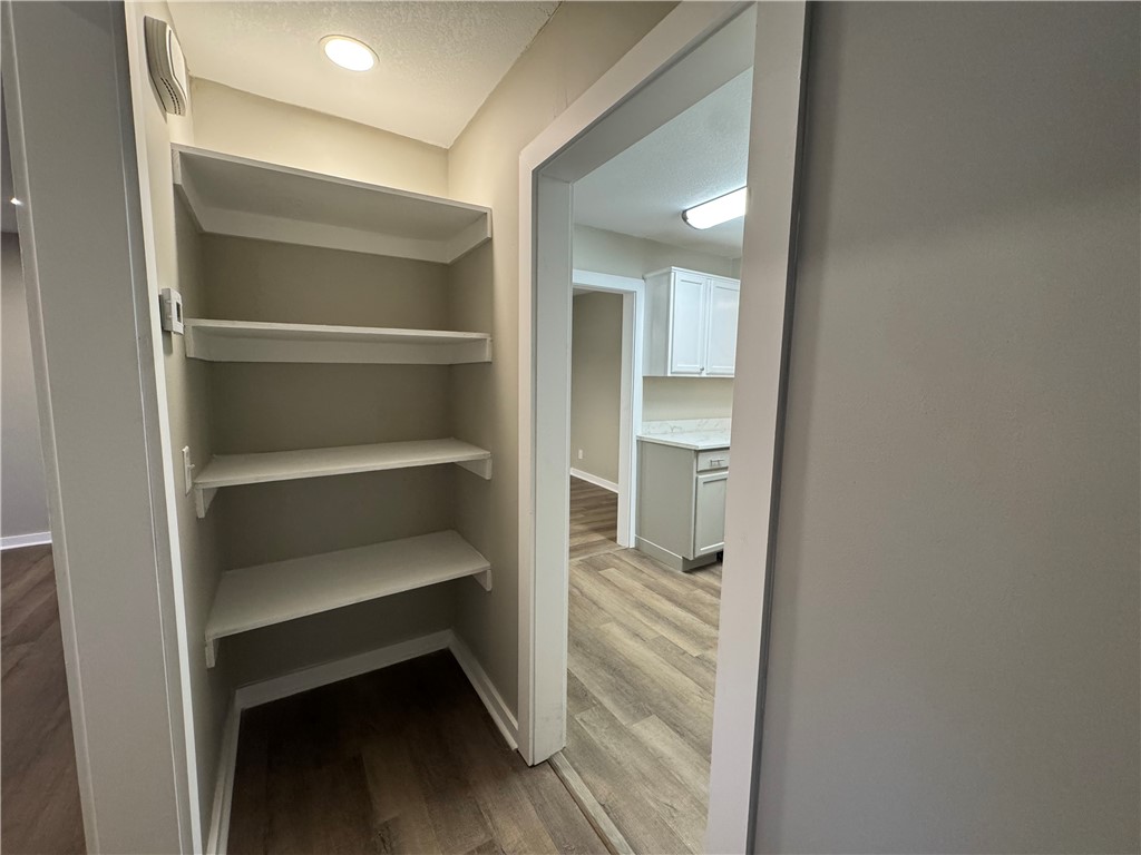 3107 Prim Place Brunswick, GA 31520 - Photo 20 of 24 Hallway Storage Area