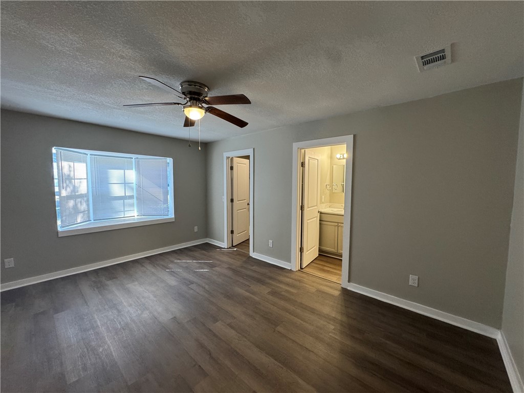 3107 Prim Place Brunswick, GA 31520 - Photo 6 of 24 Primary Bedroom