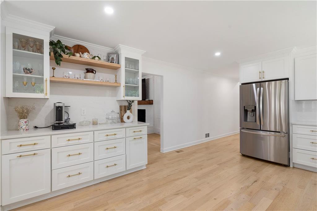 403 Rockbridge Road Southwest Lilburn, GA 30047 - Photo 16 of 72