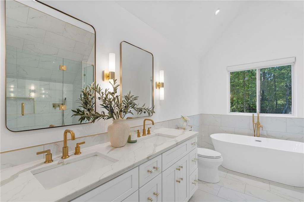 403 Rockbridge Road Southwest Lilburn, GA 30047 - Photo 46 of 72