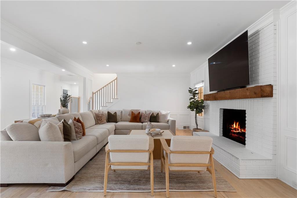 403 Rockbridge Road Southwest Lilburn, GA 30047 - Photo 6 of 72