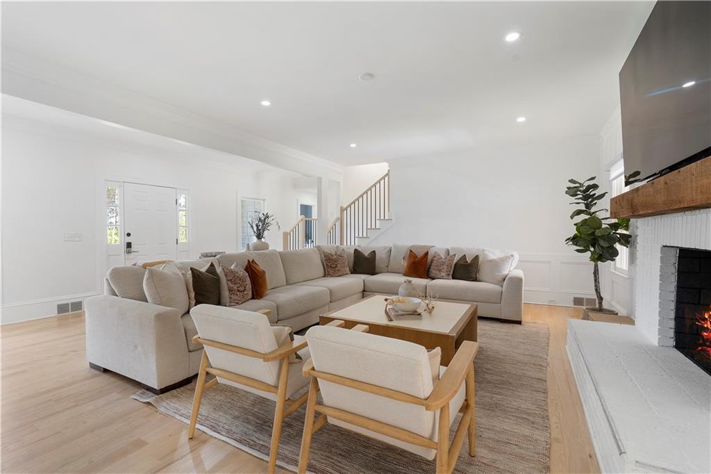 403 Rockbridge Road Southwest Lilburn, GA 30047 - Photo 7 of 72