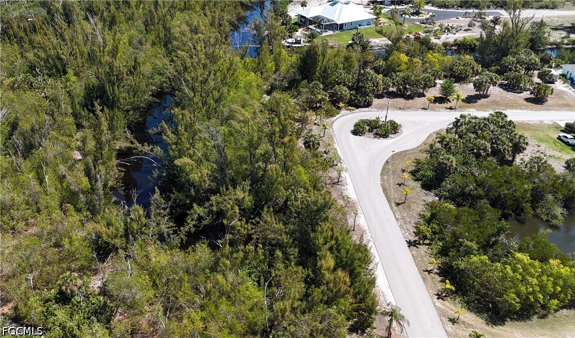 3940 Stabile Road St. James City, FL 33956 - Photo 6 of 11 Gallery Image 6