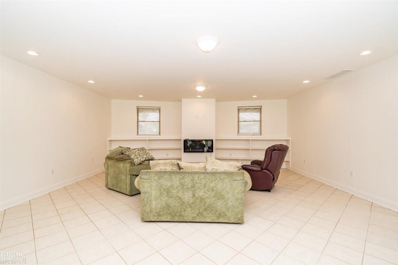 3815 Mels Road Metamora, MI 48455 - Photo 33 of 49 50043018-32.JPG