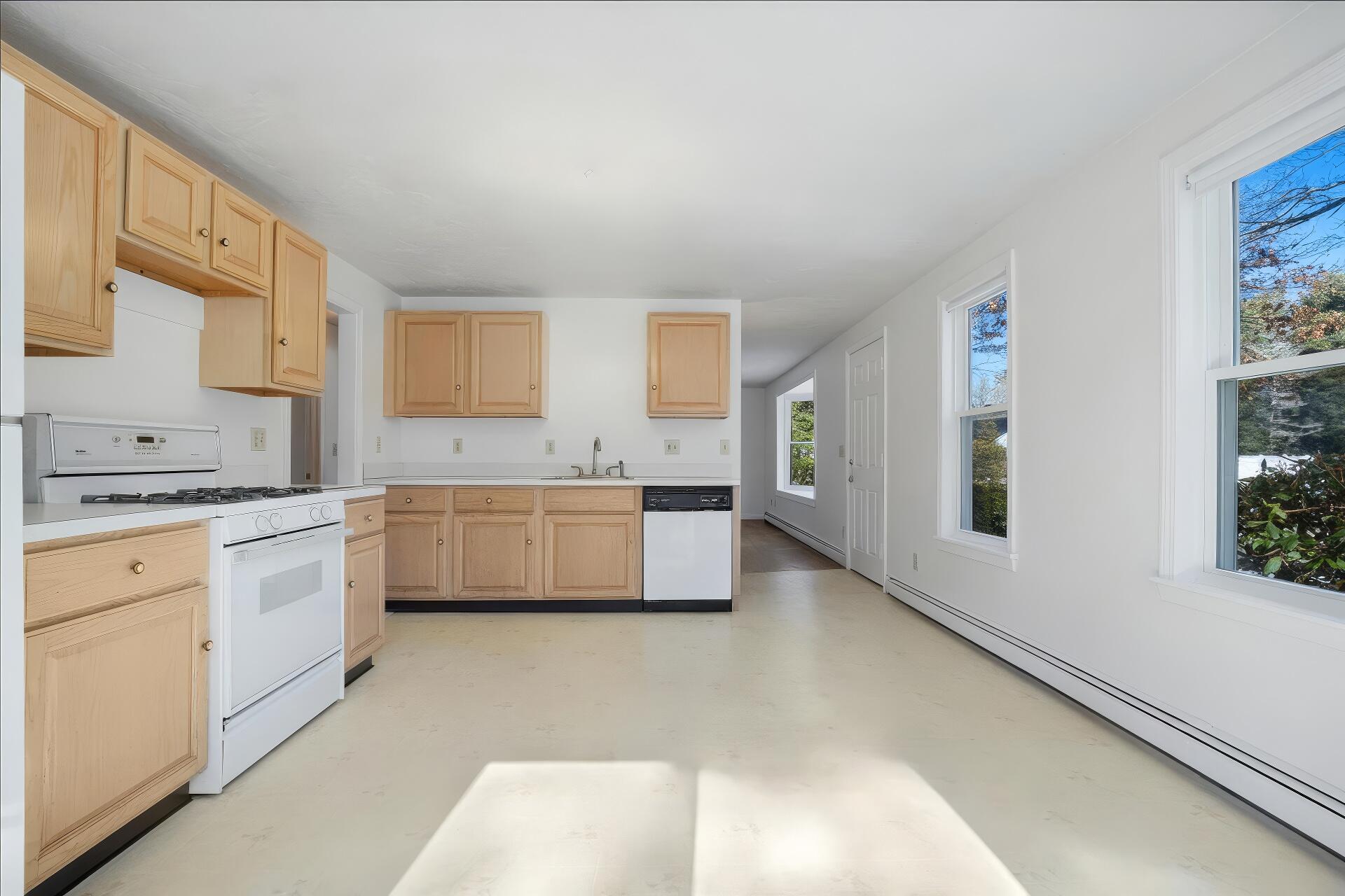 47 May Lane Centerville, MA 02632 - Photo 12 of 31 13-MG_8234-r(1)