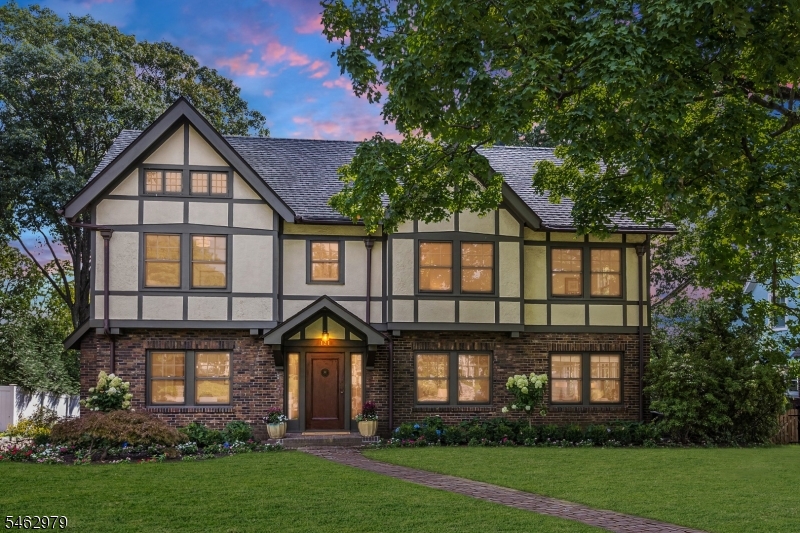 121 Christopher Street Montclair, NJ 07042 - Photo 1 of 47 Gallery Image 1