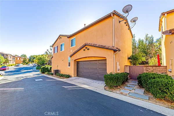 $849,990 | 25387 Playa Serena Drive, Valencia, CA 91381