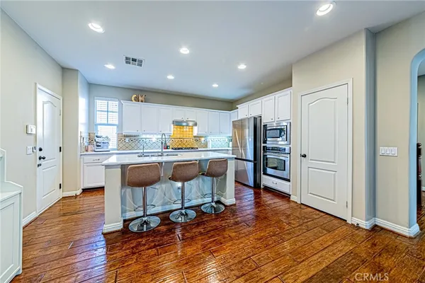 $849,990 | 25387 Playa Serena Drive, Valencia, CA 91381