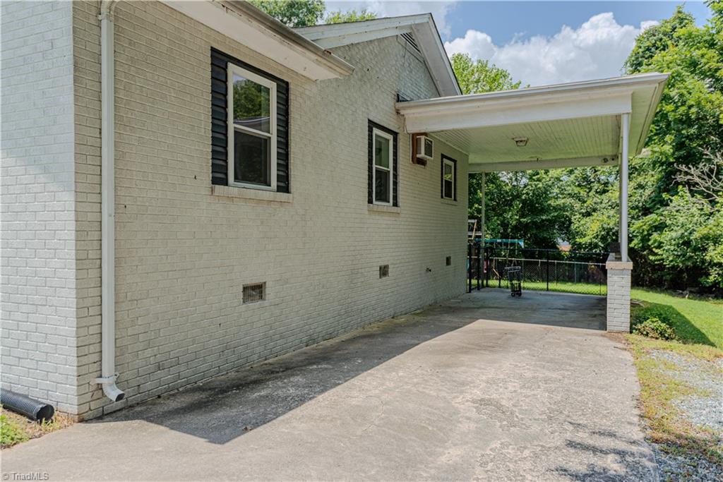 1908 Highway 62 Burlington, NC 27217 - Photo 17 of 19