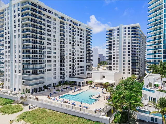 $4,300 | 2751 South Ocean Drive, Unit 1001N, Hollywood, FL 33019