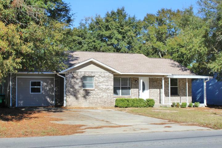 165 John King Road Crestview, FL 32539 - Photo 2 of 23 Front1