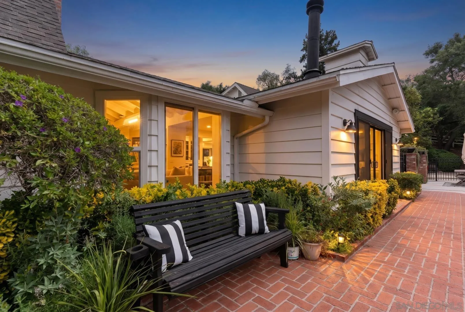 2422 Gird Road Fallbrook, CA 92028 - Photo 2 of 52 Gallery Image 2