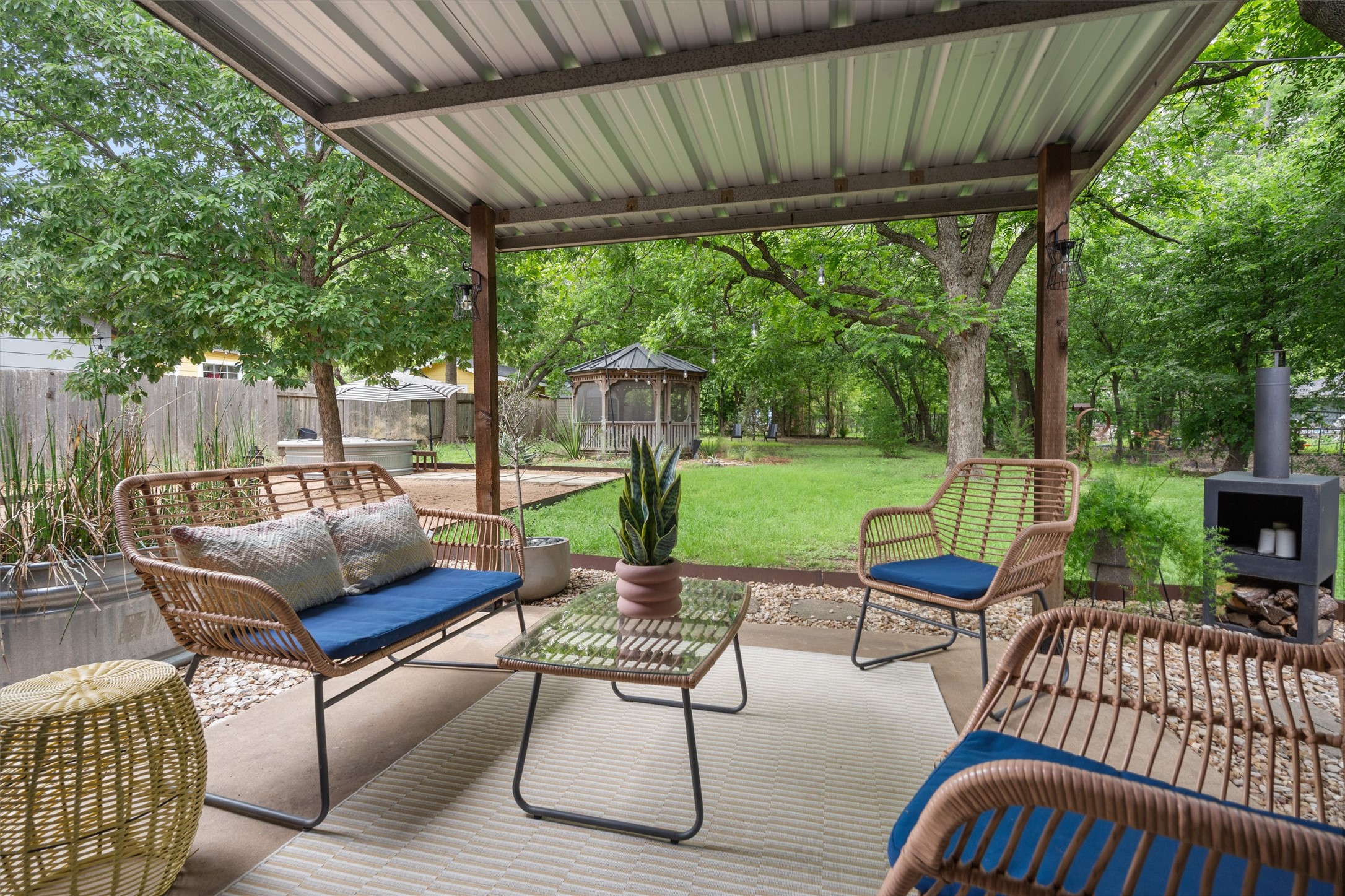 8436 Bangor Bend Austin, TX 78758 - Photo 4 of 29 Out back, the yard quietly steals the show.