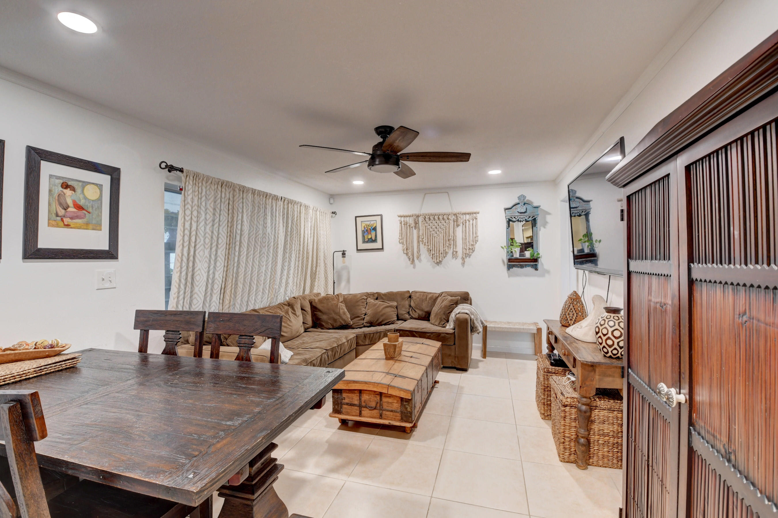 336 Northeast 28th Terrace Boca Raton, FL 33431 - Photo 16 of 37 17_dsc_7917_18_19_20_21