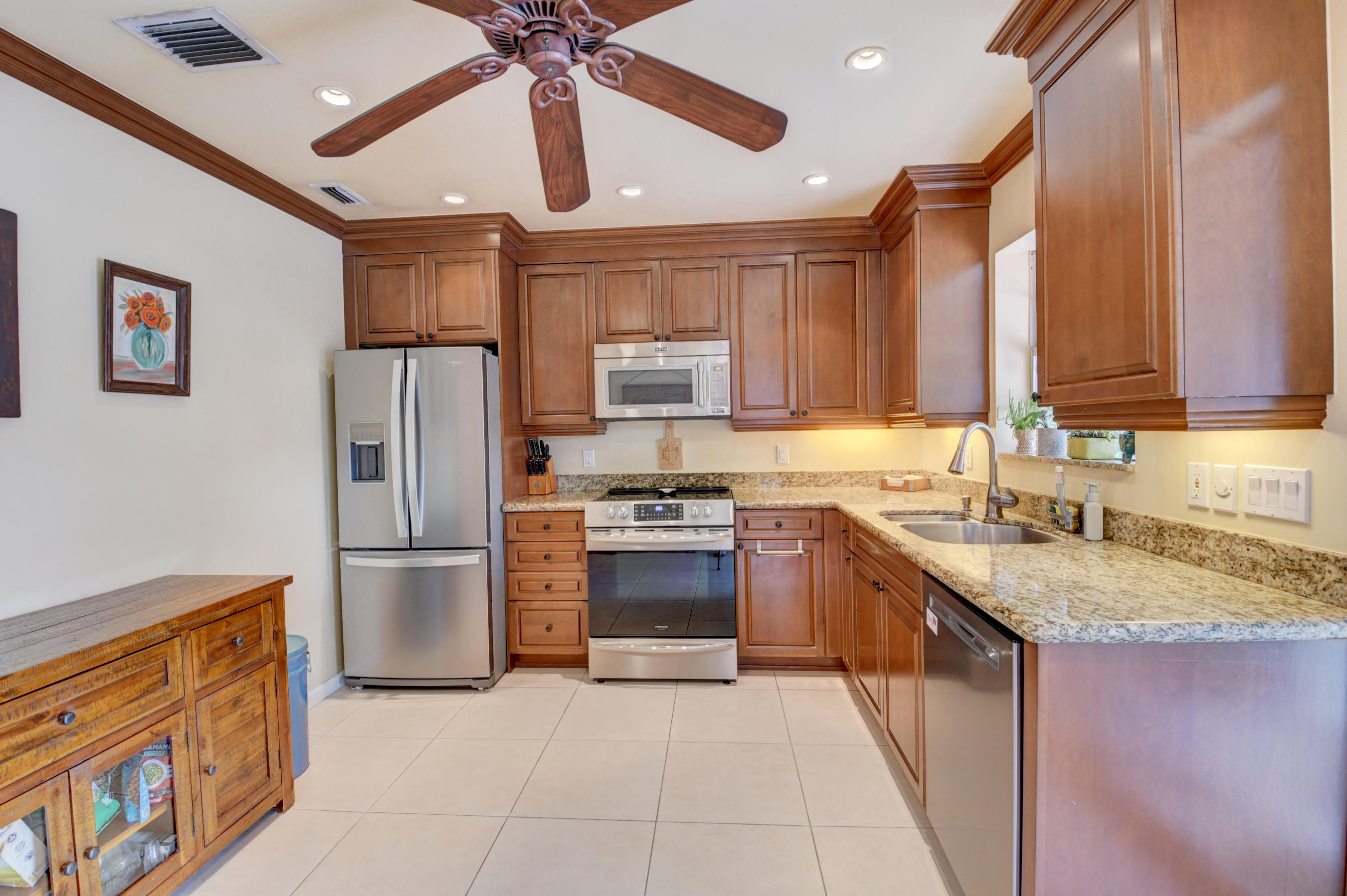 336 Northeast 28th Terrace Boca Raton, FL 33431 - Photo 21 of 37 22_dsc_7947_48_49_50_51