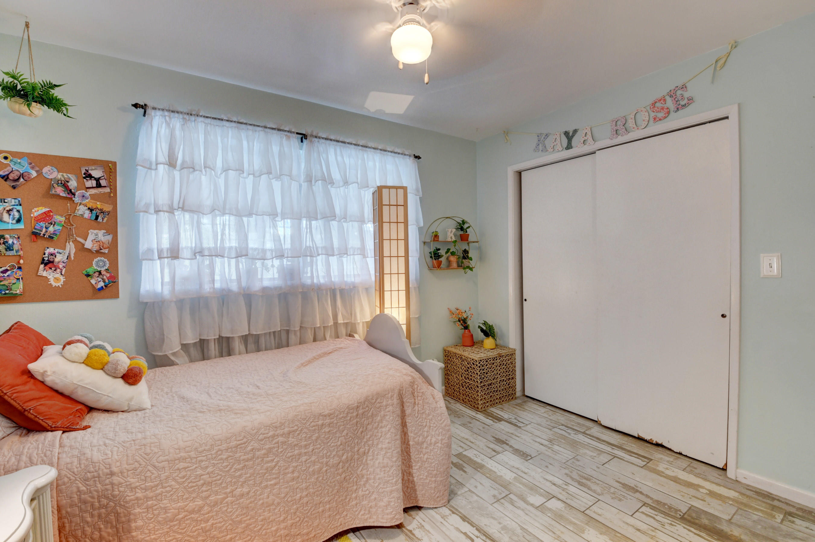 336 Northeast 28th Terrace Boca Raton, FL 33431 - Photo 32 of 37 33_dsc_8007_08_09_10_11