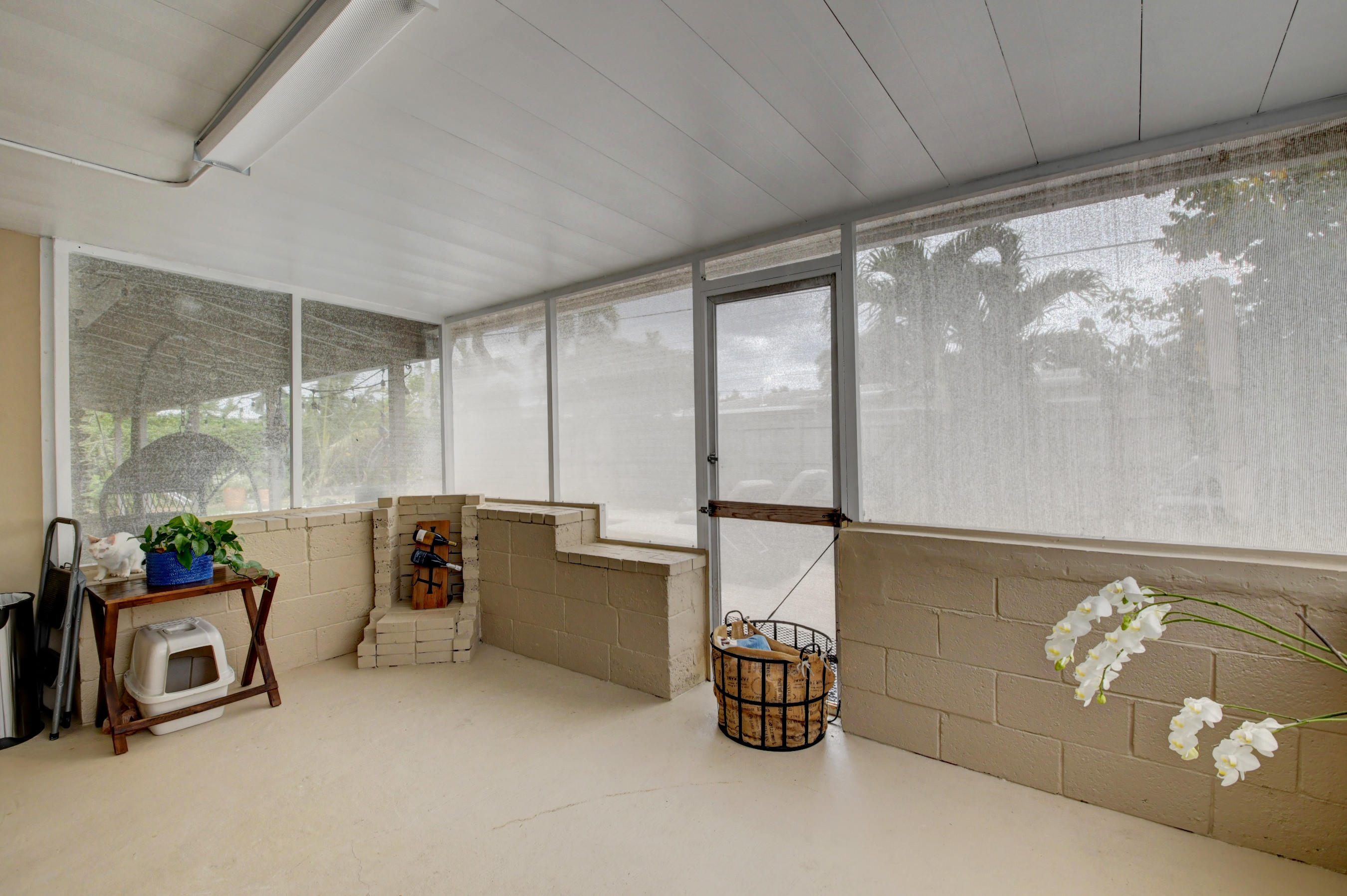 336 Northeast 28th Terrace Boca Raton, FL 33431 - Photo 34 of 37 35_dsc_8017_18_19_20_21
