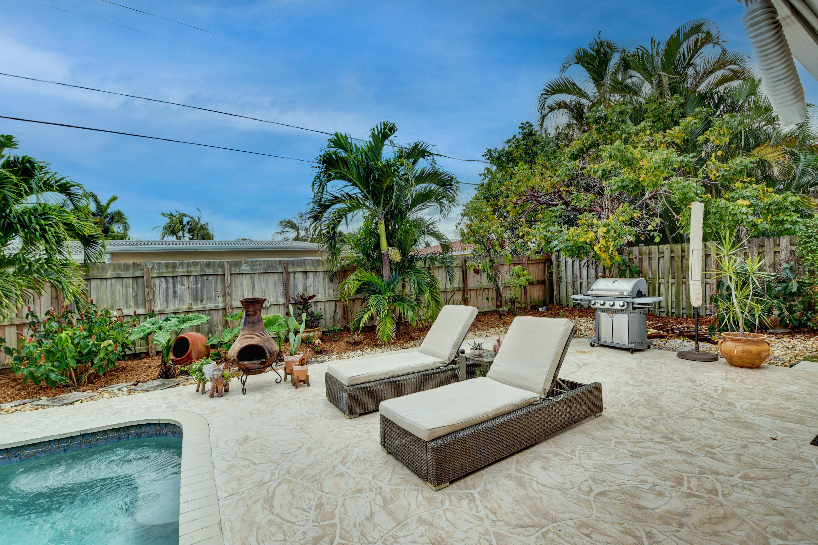 336 Northeast 28th Terrace Boca Raton, FL 33431 - Photo 5 of 37 06_dsc_7852_3_4_5_6