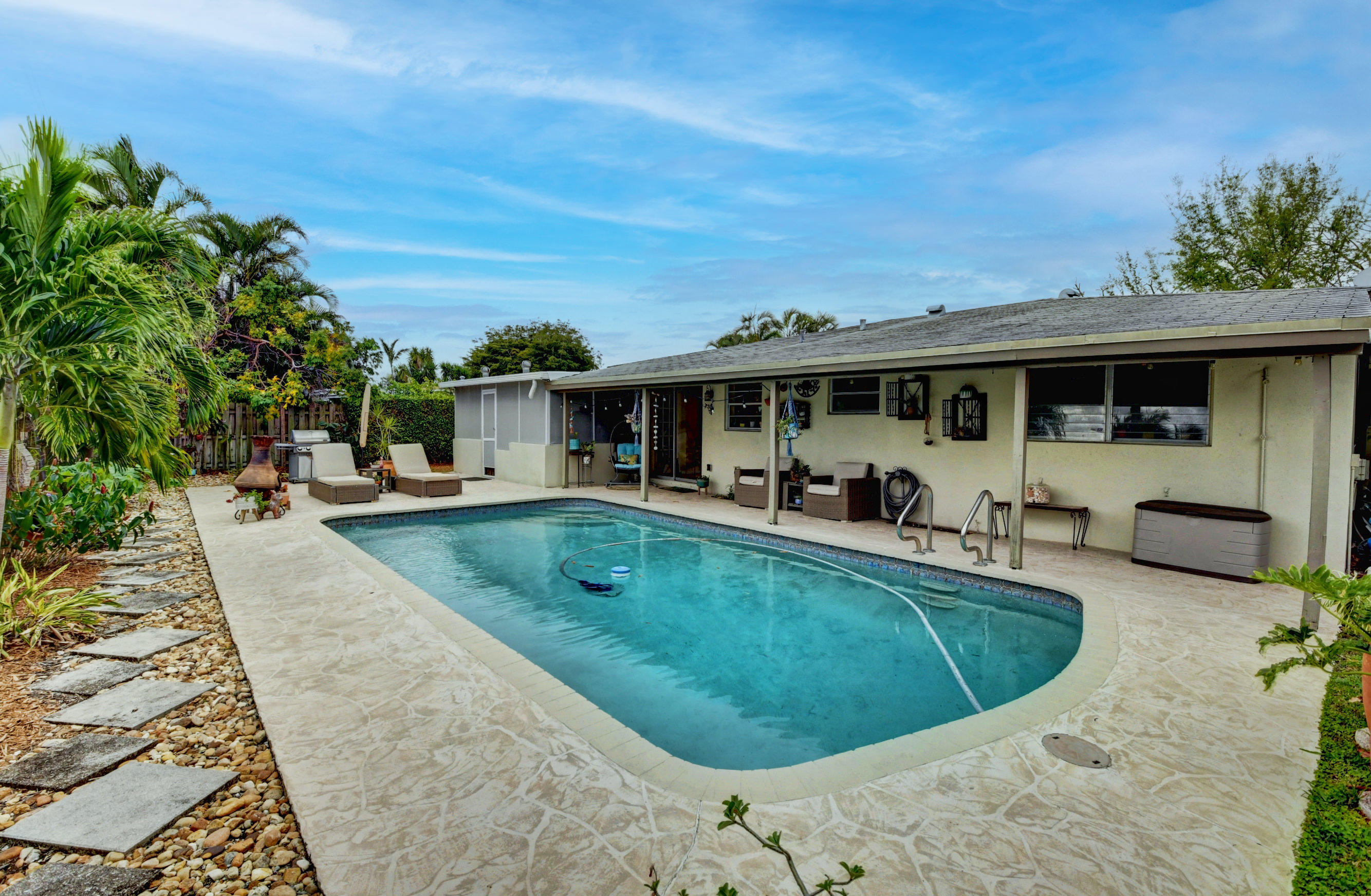 336 Northeast 28th Terrace Boca Raton, FL 33431 - Photo 9 of 37 10_dsc_7872_3_4_5_6