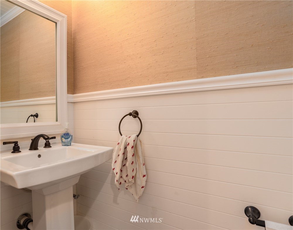 408 Rohrer Loop Sedro-Woolley, WA 98284 - Photo 17 of 20 a bathroom with a sink and a mirror