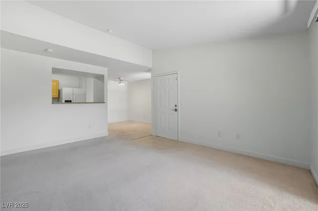$1,260 | 5055 West Hacienda Avenue, Unit 2189, Las Vegas, NV 89118