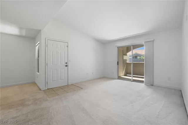 $1,260 | 5055 West Hacienda Avenue, Unit 2189, Las Vegas, NV 89118
