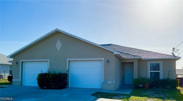 $1,750 | 207 Cultural Park Boulevard, Cape Coral, FL 33990