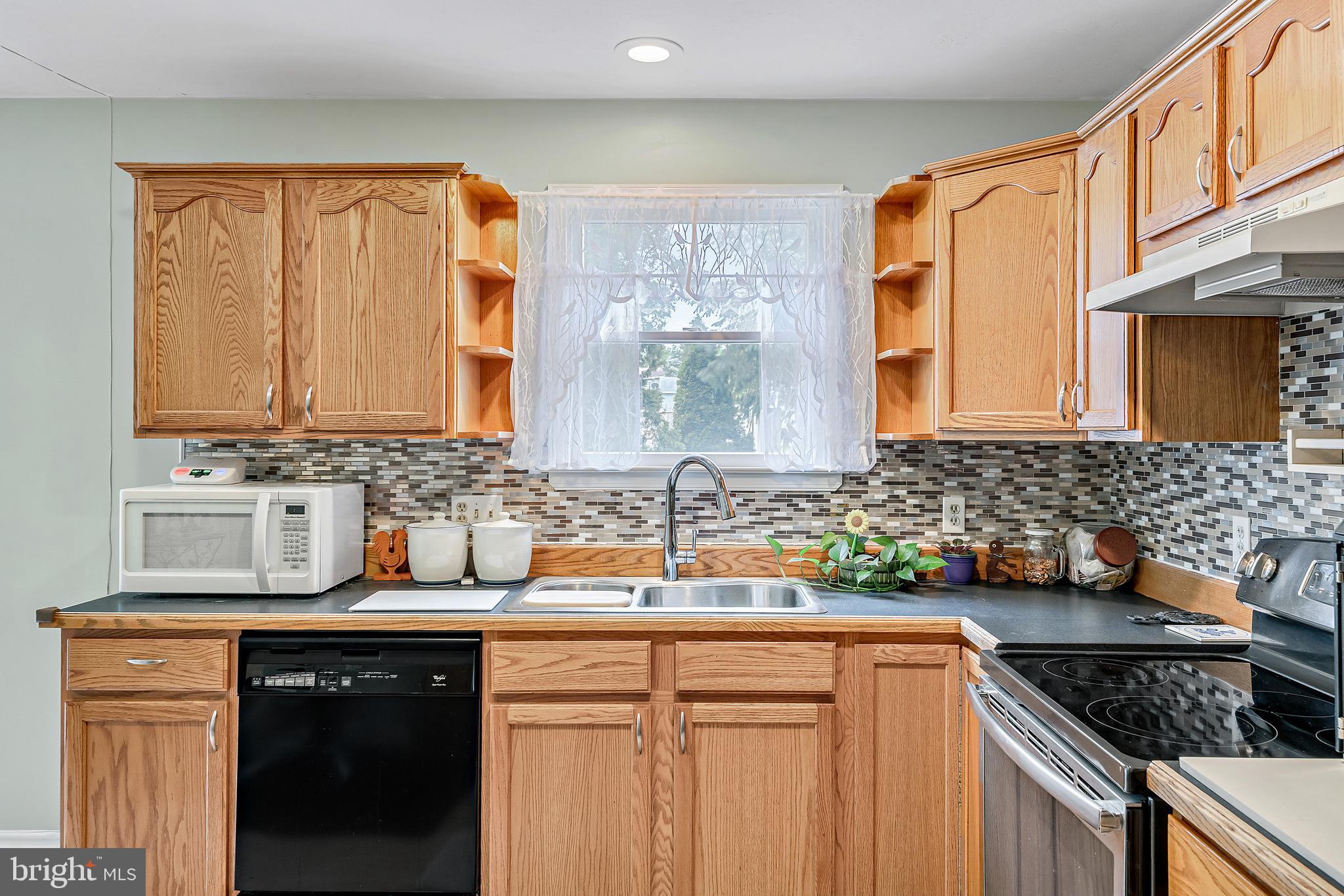 426 Springbrook Court, Unit E6 Hanover, PA 17331 - Photo 12 of 30 Gallery Image 12