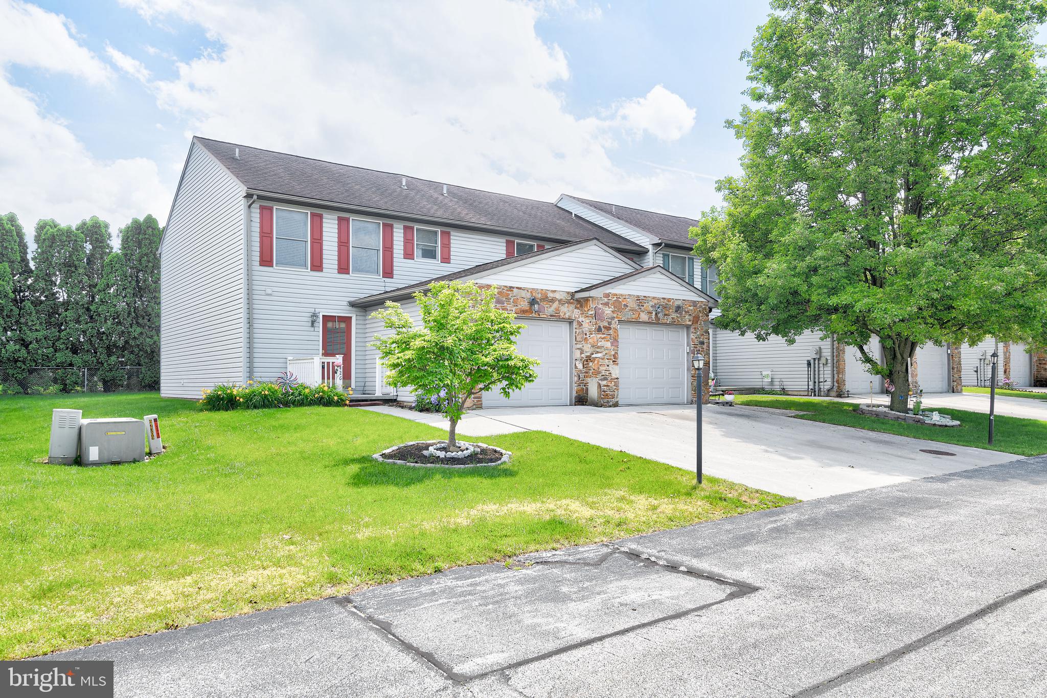 426 Springbrook Court, Unit E6 Hanover, PA 17331 - Photo 2 of 30 Gallery Image 2