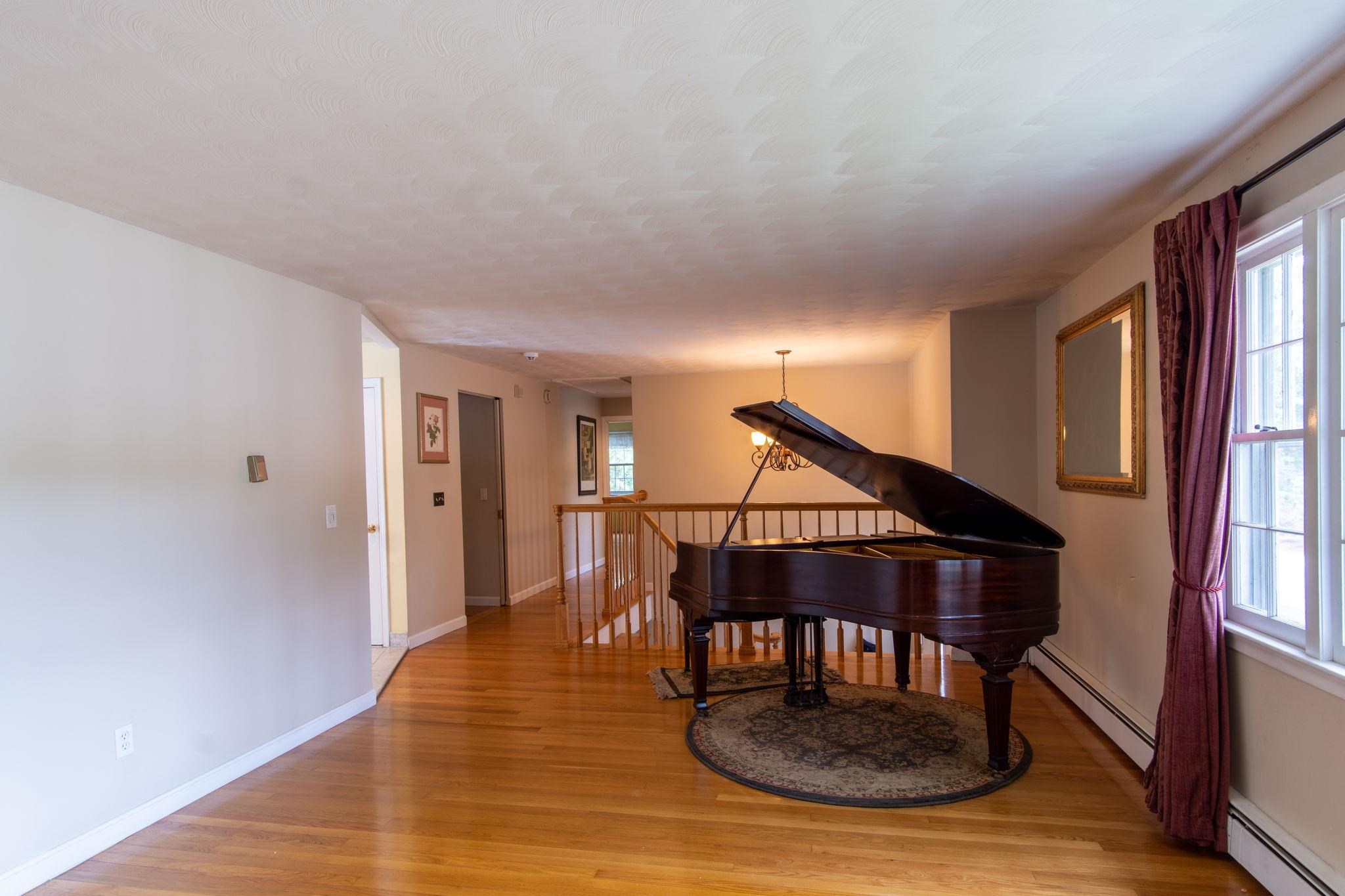 5 Cardinal Drive Hudson, NH 03051 - Photo 22 of 32 Gallery Image 22