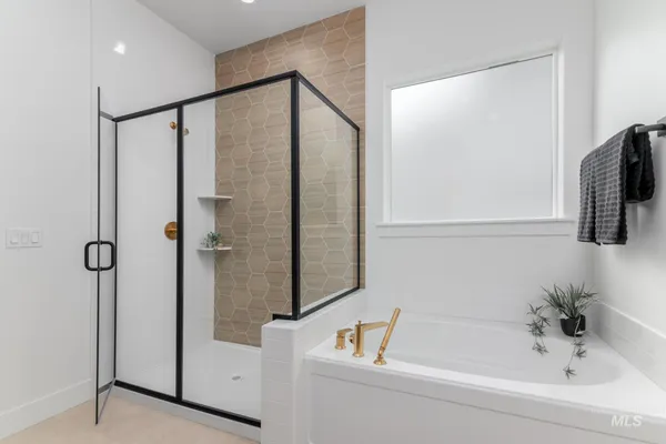 $624,000 | 8569 South Silver Smog Way, Meridian, ID 83642