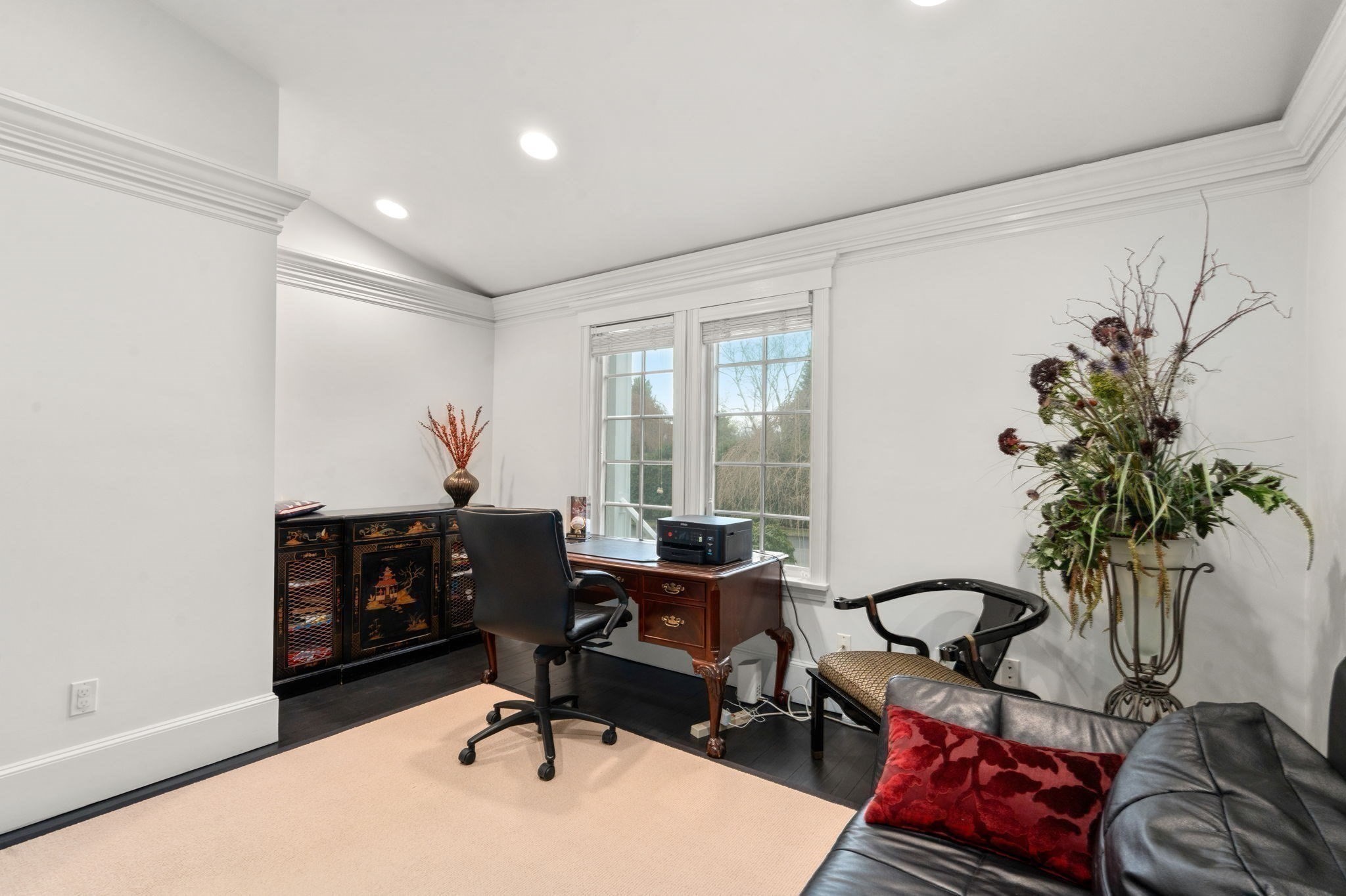 11 Mosley Road Newton, MA 02459 - Photo 17 of 37 Gallery Image 17