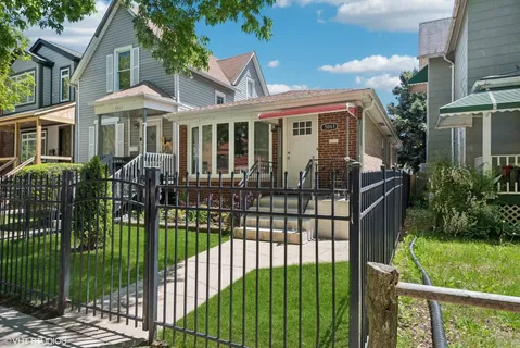 $425,000 | 5061 North Kimberly Avenue, Chicago, IL 60630