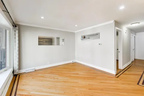 $425,000 | 5061 North Kimberly Avenue, Chicago, IL 60630