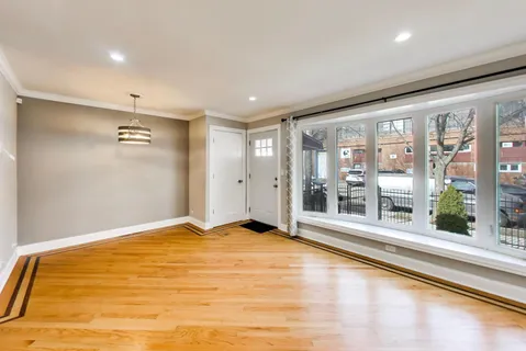 $425,000 | 5061 North Kimberly Avenue, Chicago, IL 60630