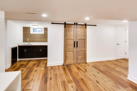 $425,000 | 5061 North Kimberly Avenue, Chicago, IL 60630