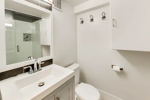 $425,000 | 5061 North Kimberly Avenue, Chicago, IL 60630