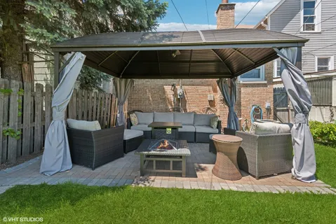 $425,000 | 5061 North Kimberly Avenue, Chicago, IL 60630