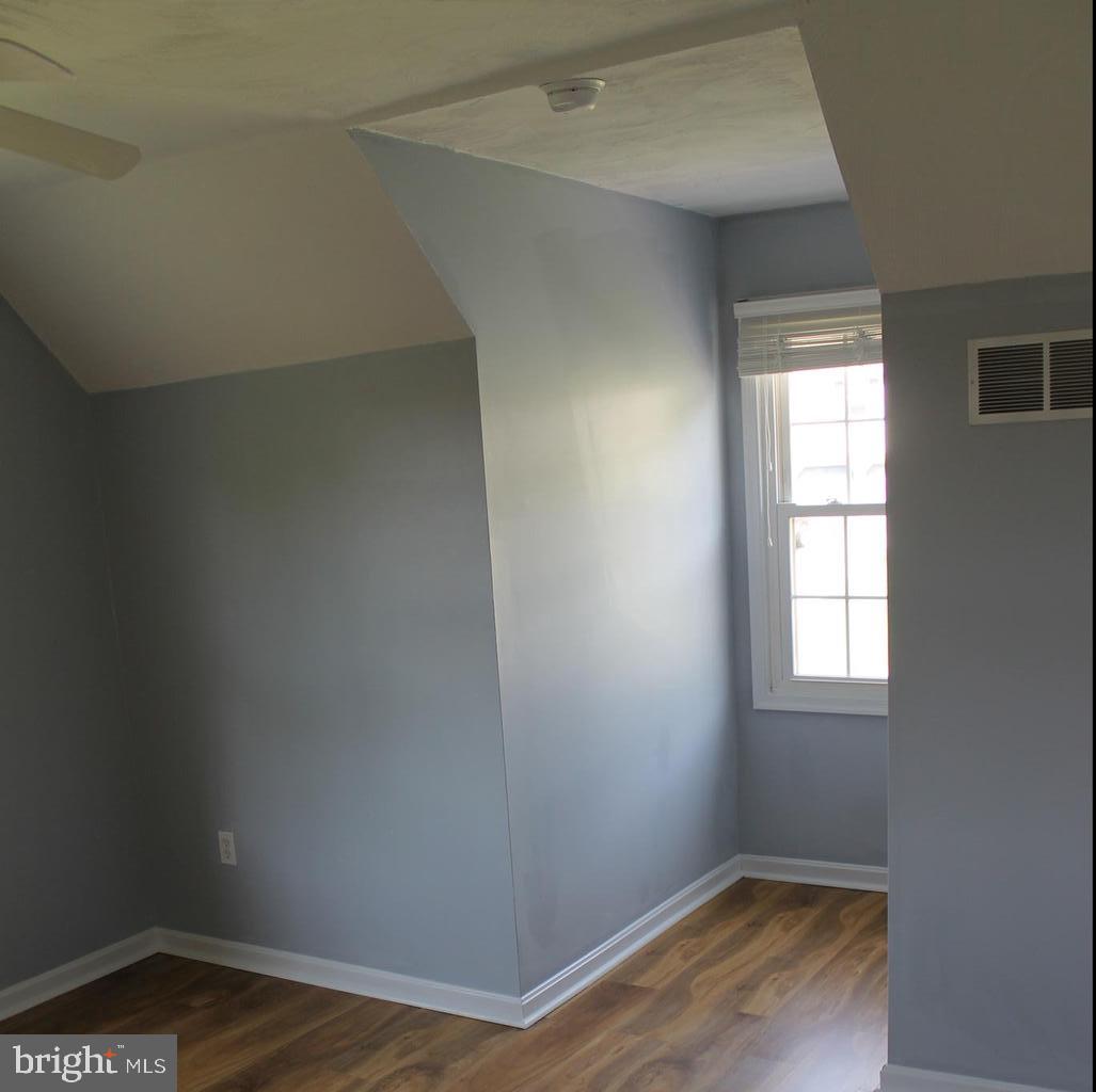 418 Bellevue Road Red Lion, PA 17356 - Photo 38 of 49 2nd Floor Bedroom 2