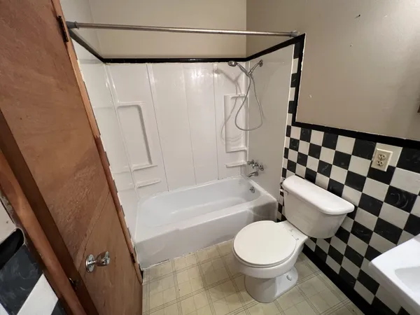 $1,650 | 207 North Mulberry Street, Cornersville, TN 37047