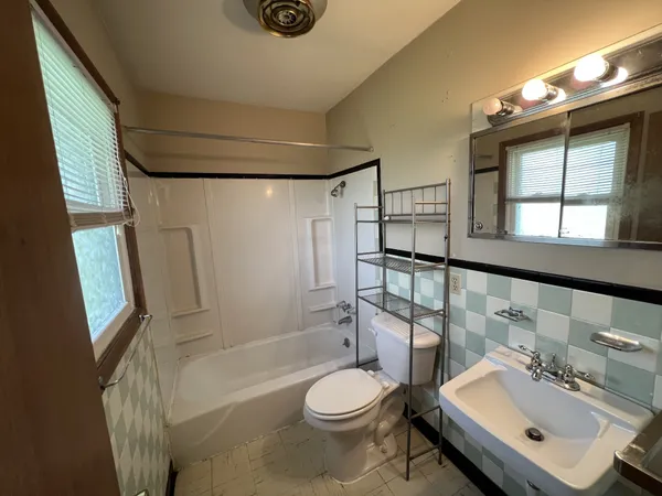 $1,650 | 207 North Mulberry Street, Cornersville, TN 37047