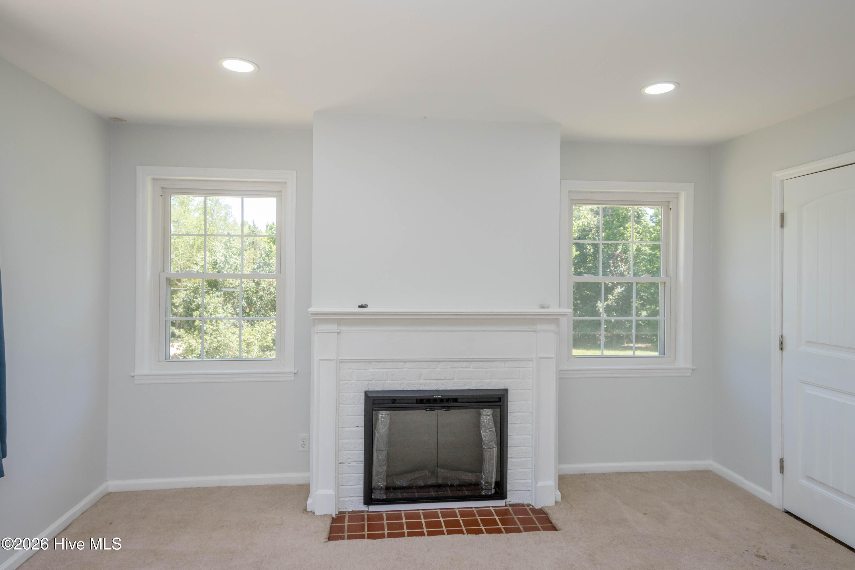 1221 Lakeview Drive Grovetown, GA 30813 - Photo 15 of 55 Fireplace