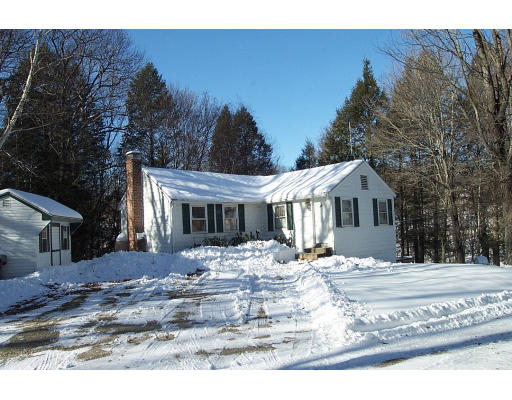 11 Marsh Road Sutton, MA 01590 - Photo 1 of 3 Gallery Image 1