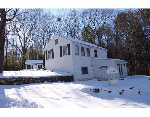 11 Marsh Road Sutton, MA 01590 - Photo 3 of 3 Gallery Image 3