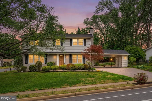$1,100,000 | 8612 Cottage Street, Vienna, VA 22180