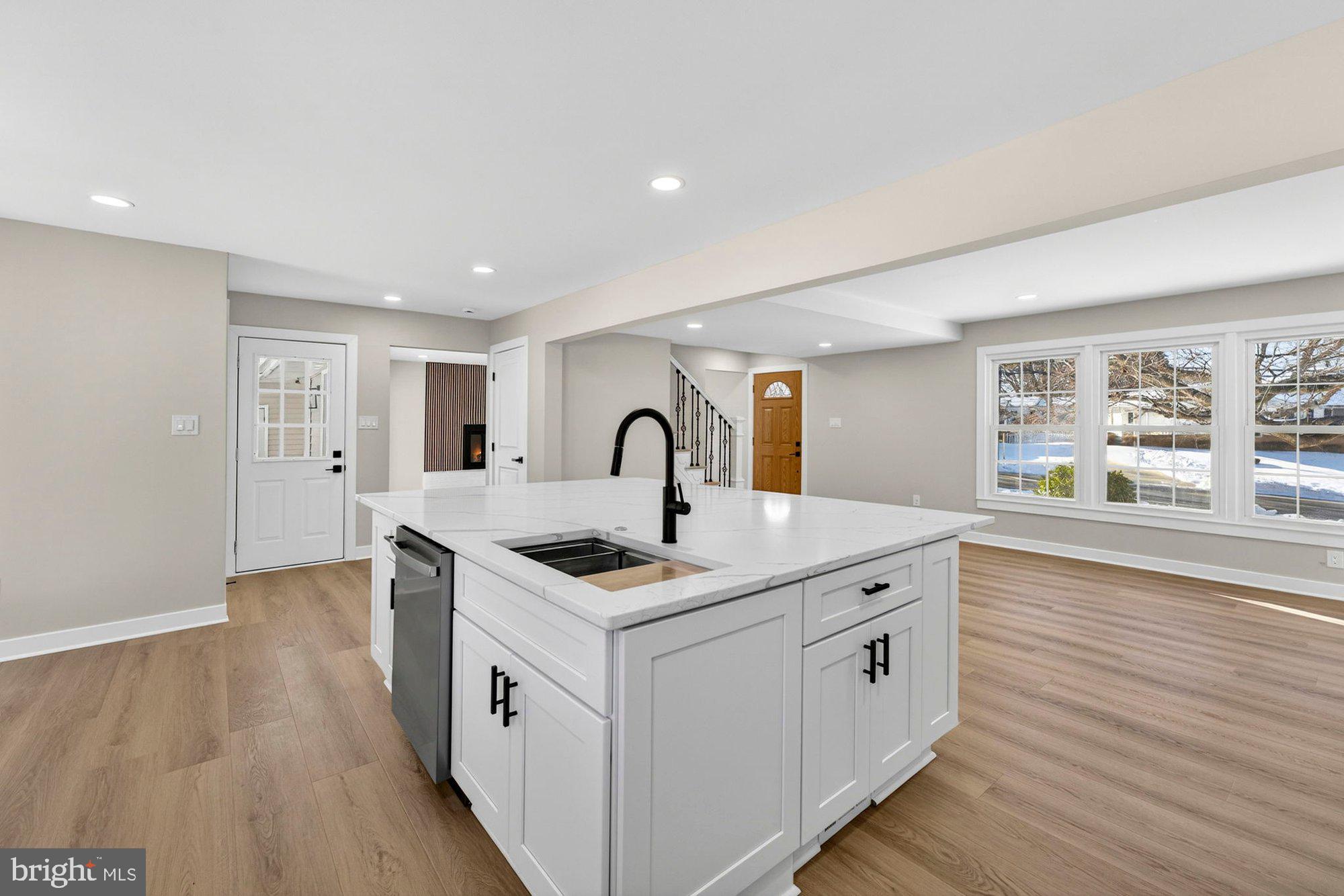 8612 Cottage Street Vienna, VA 22180 - Photo 13 of 61